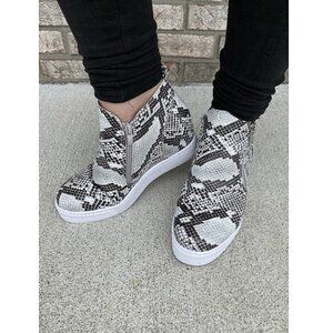 BAMBOO Snakeskin Print Wedge Sneaker – Faux Suede • Elevated Comfort . Bootie